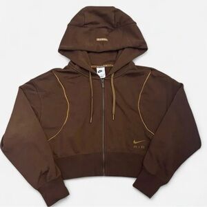 Nike Women's Brown Set